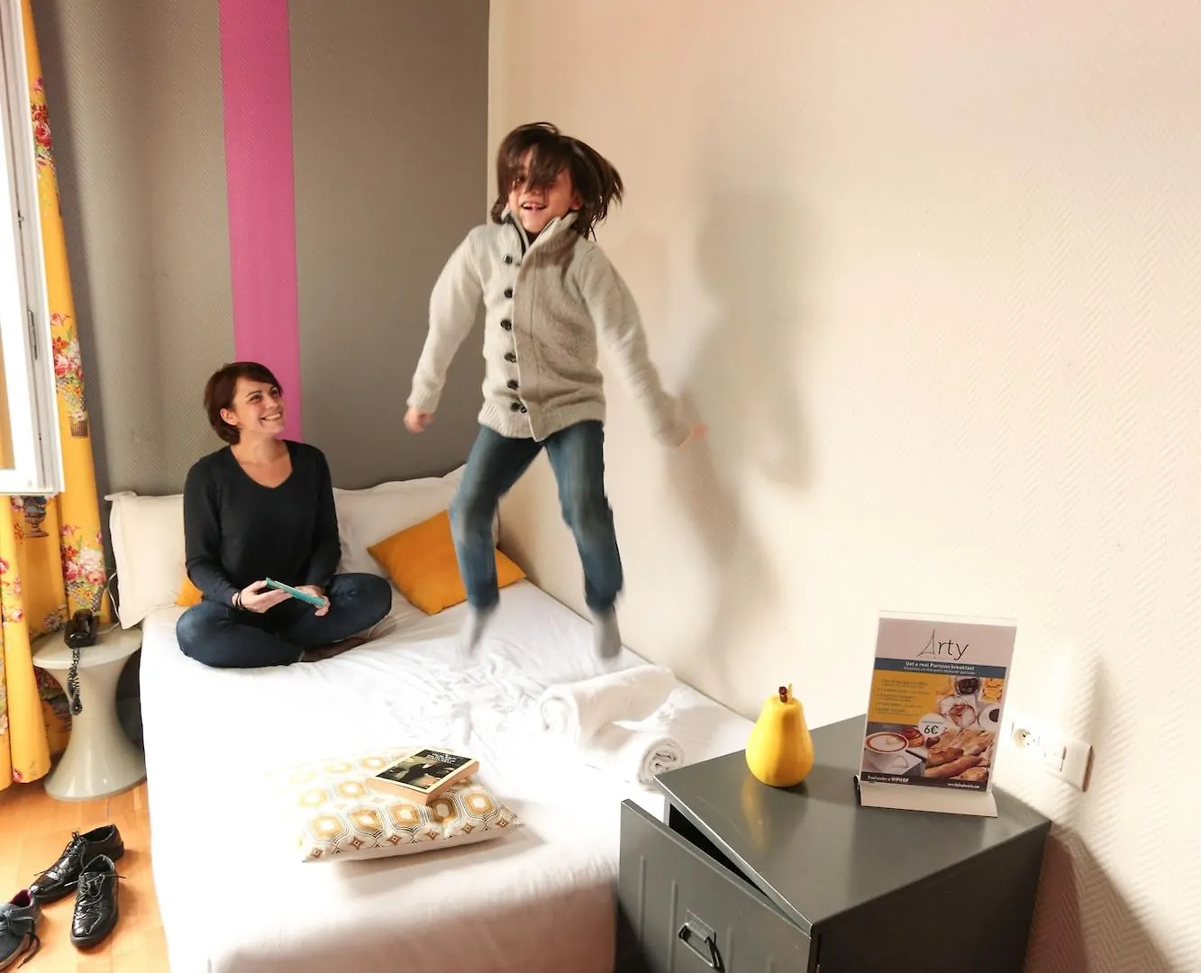 Hostal Arty Porte De Versailles By River