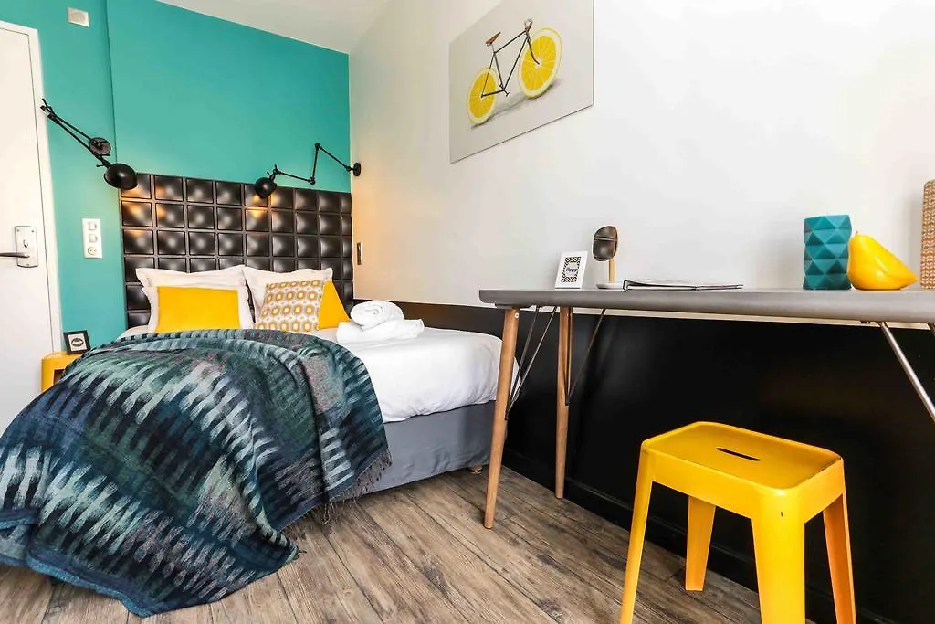 Hostal Arty Porte De Versailles By River *