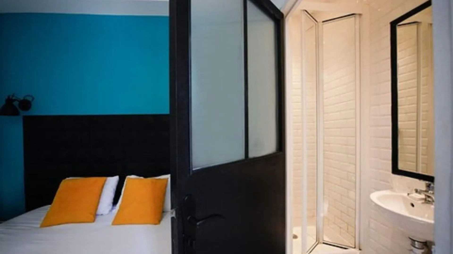 Arty Porte De Versailles By River Hostel Paříž